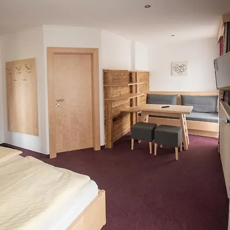 Gæstehus Embacherhof 3*