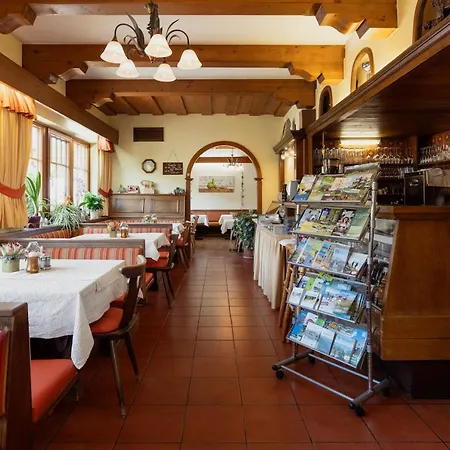 Embacherhof Gasthuis 3*