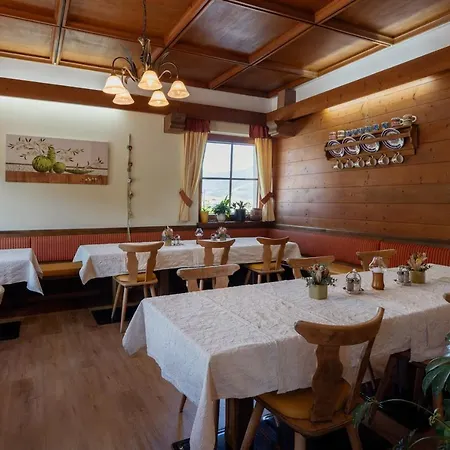 Embacherhof 3* Embach